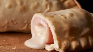 Bombette ripiene di prosciutto e formaggio - Culinaria.it