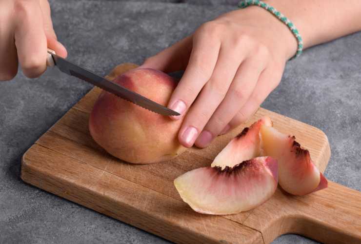 Colazione poverella di pesche - Culinaria.it