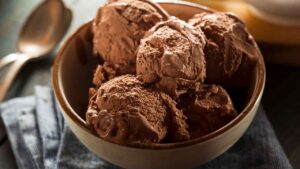 Gelato al cioccolato senza gelatiera - Culinaria.it