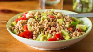 Insalata fredda con farro - Culinaria.it