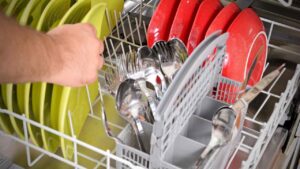 Lavastoviglie tasto per risparmiare - Culinaria.it