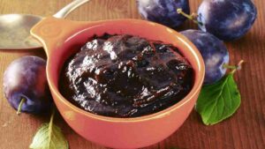 Marmellata di prugne senza zucchero