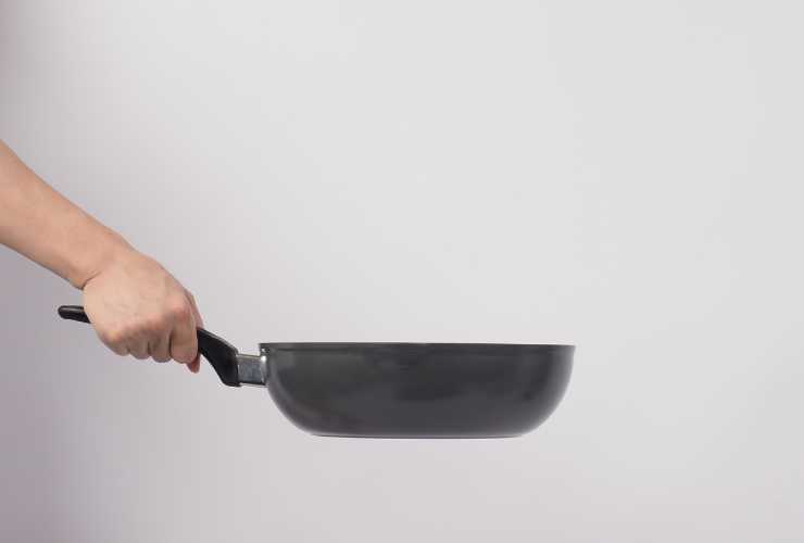 Padelle antiaderenti recuperare lo strato - Culinaria.it