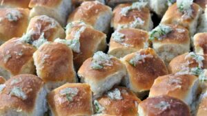 Pampushky all'aglio ucraino