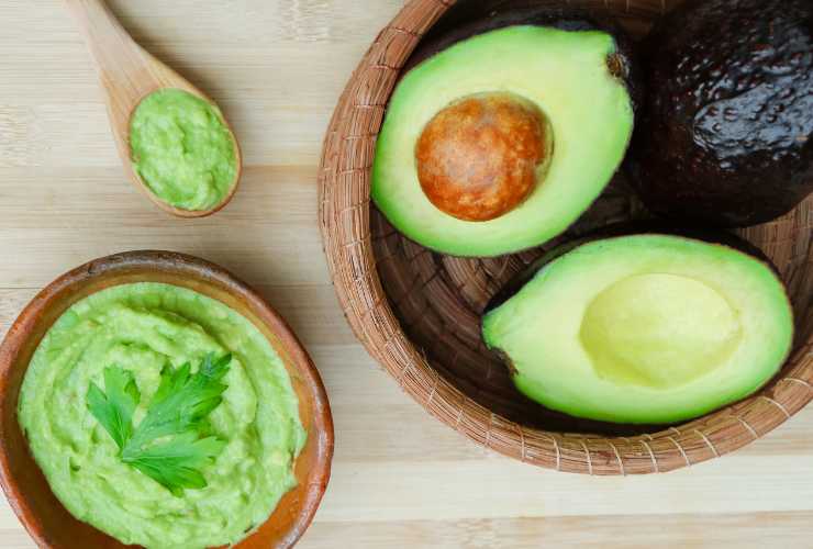 Pasta con pesto di avocado - Culinaria.it