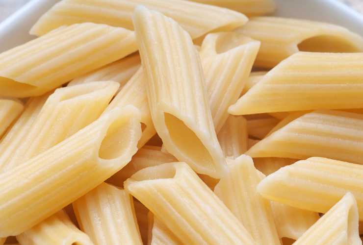 Pasta pomodoro facile e cremosa - Culinaria.it