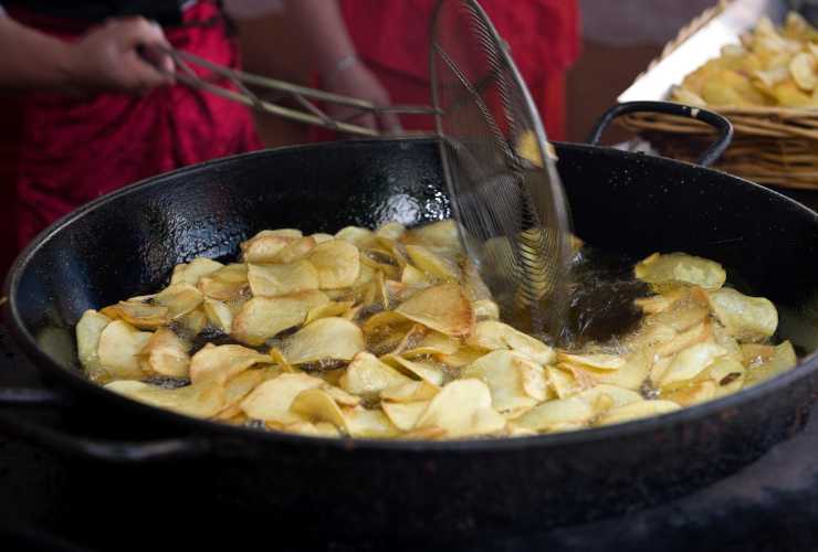 Patatine come quelle del pacchetto - Culinaria.it