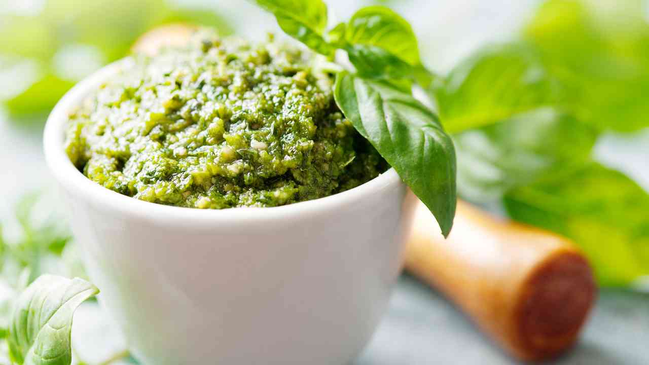 Pesto alla genovese trucchi Culinaria.it
