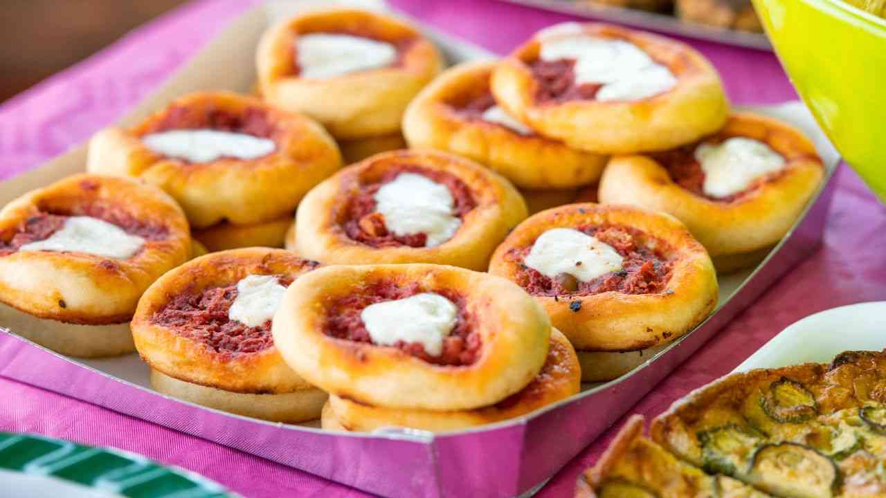 Pizzette veloci in friggitrice ad aria