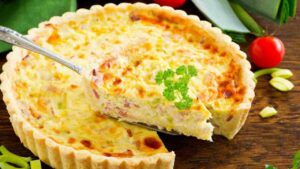 Sformato di riso cremoso con i pomodori