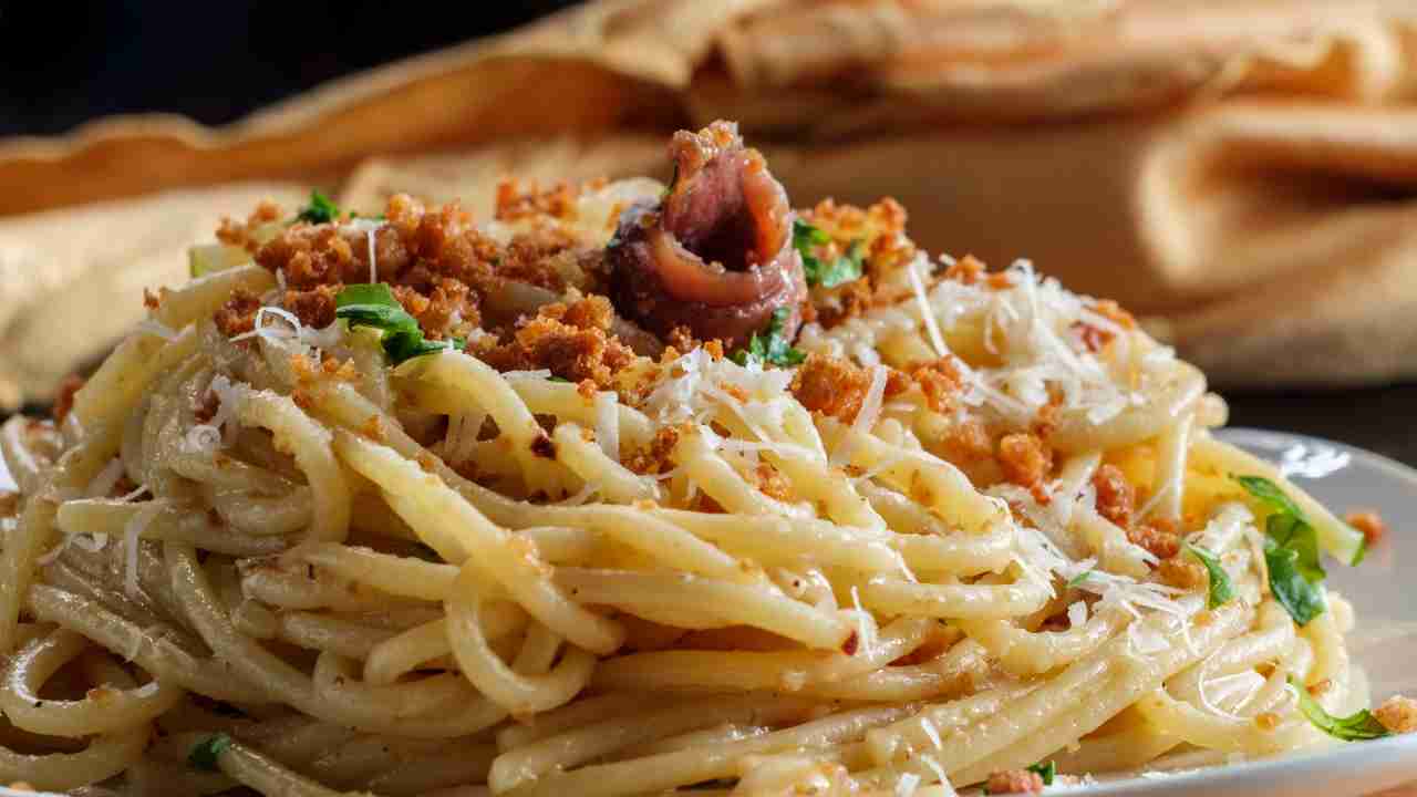 Spaghetti ammollicati con l'alicetta