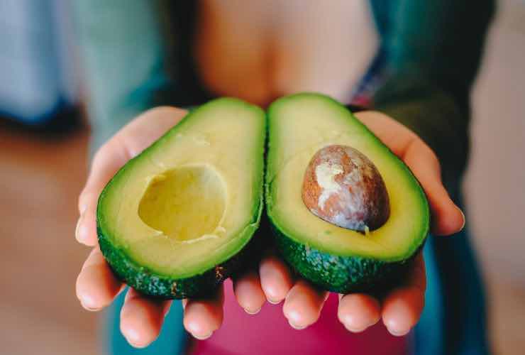 bruschettona uova e avocado-culinaria.it