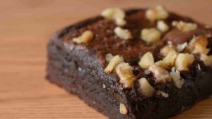 quadrotti croccanti cioccolato e noci