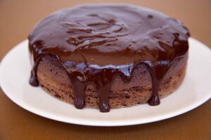 torta al cioccolata glassata