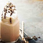 Mousse di ricotta al cioccolato bianco e caffè