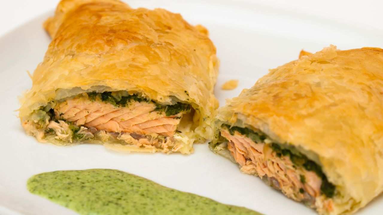 Salmone in crosta con spinaci